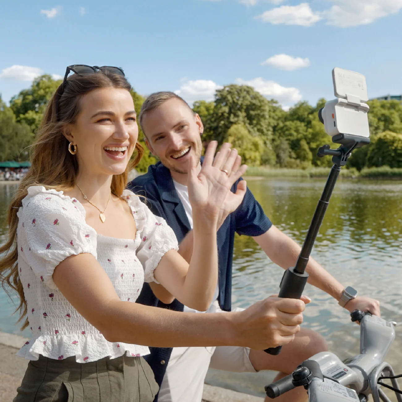 Insta360 GO Ultra 4K Tiny Hands-Free Action Camera - Image 3