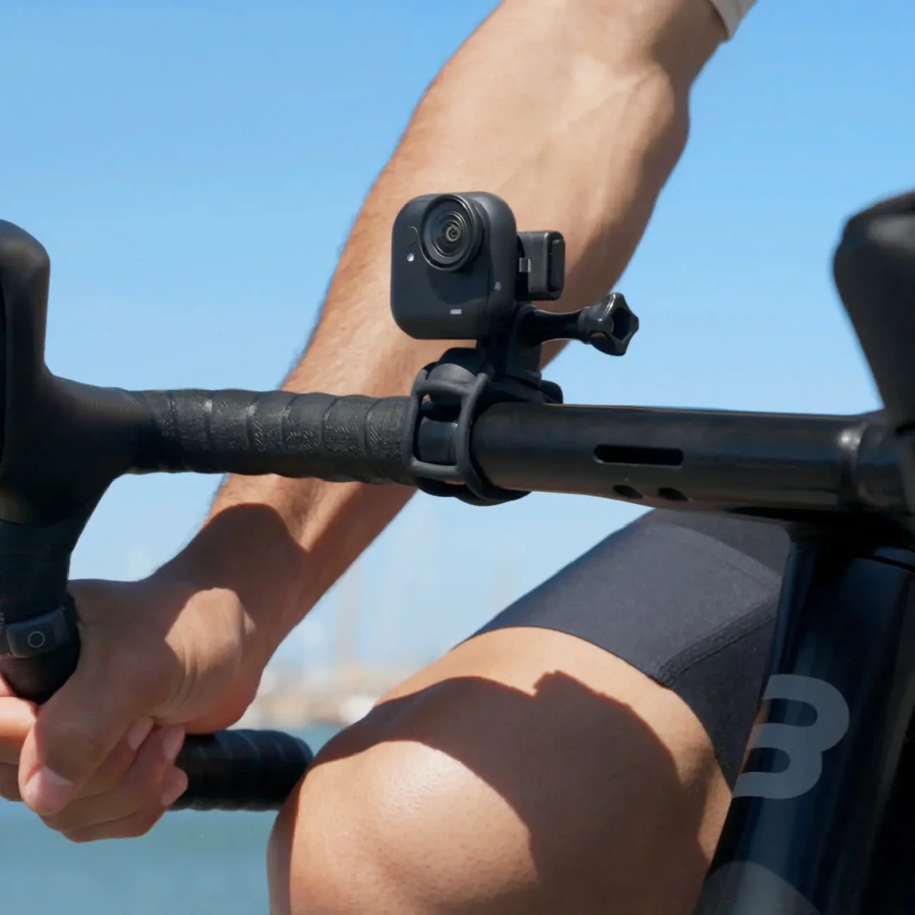 Insta360 GO Ultra Flexi Strap Mount - Image 4