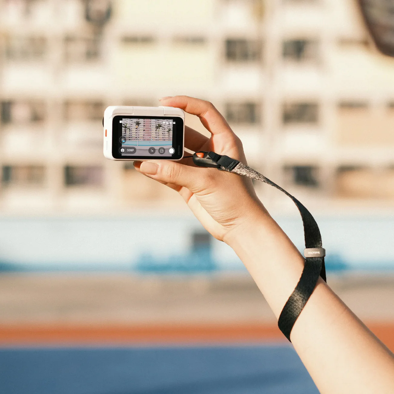 Insta360 GO Ultra Quick Release Wrist Strap - Image 5